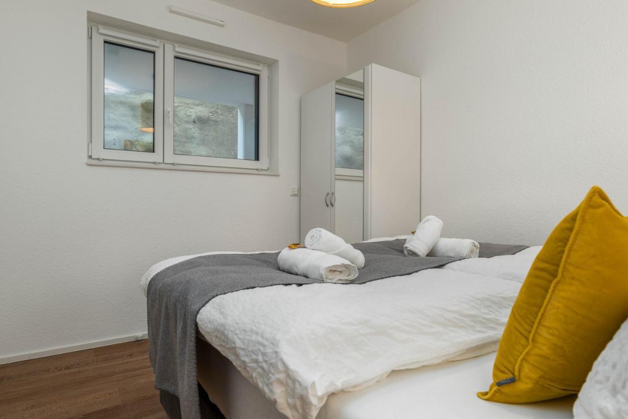 Vivamosel: Appartement Mit Mosel & Burgblick - Balkon - Parken - Aufzug - Fahrradraum Cochem Kültér fotó